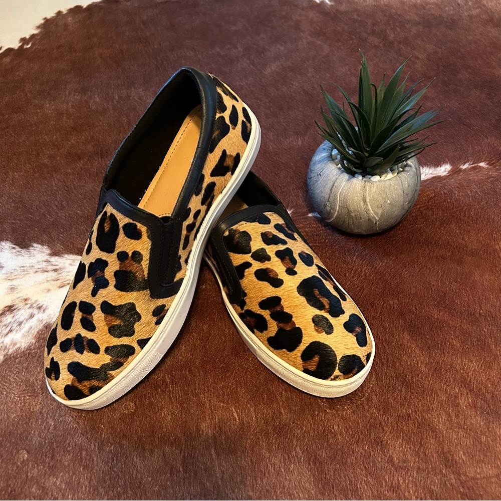 Leopard Slip-on Shoes